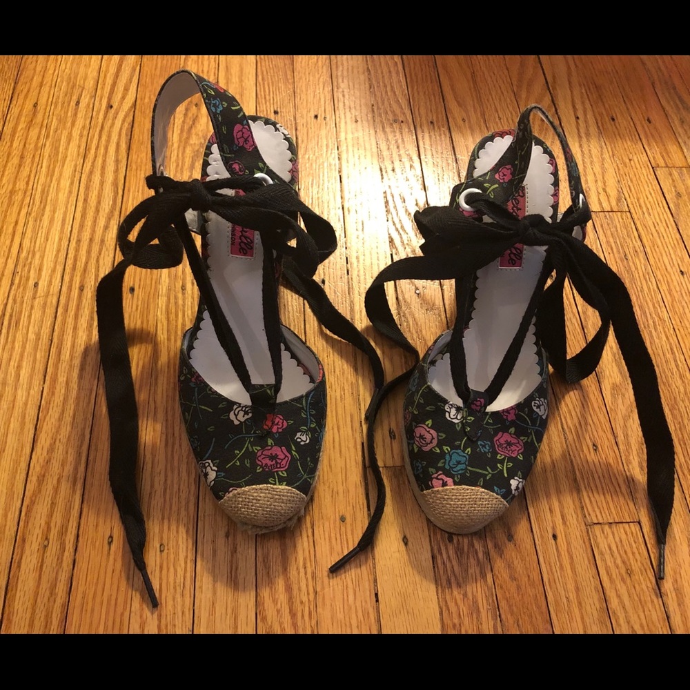 Betseyville espadrilles
